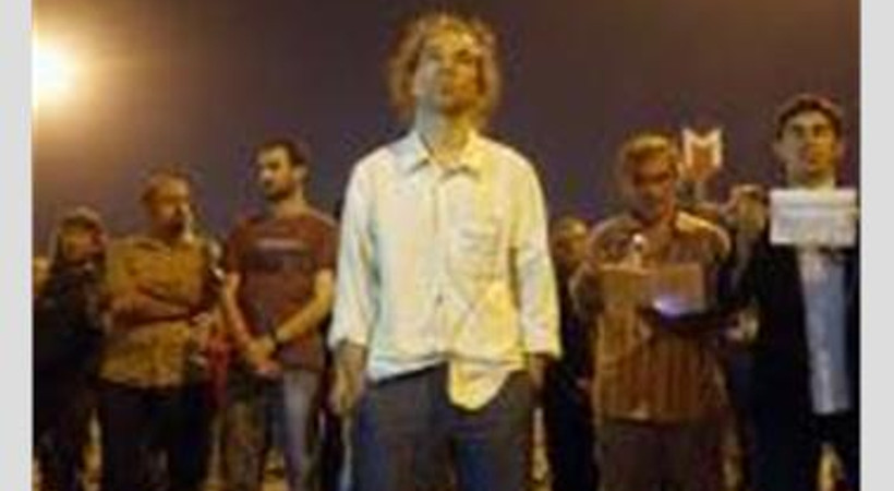 'Duran adam' Erdem Gündüz konuştu! Hiçbir şey olmamış gibi göstermek şiddettir!