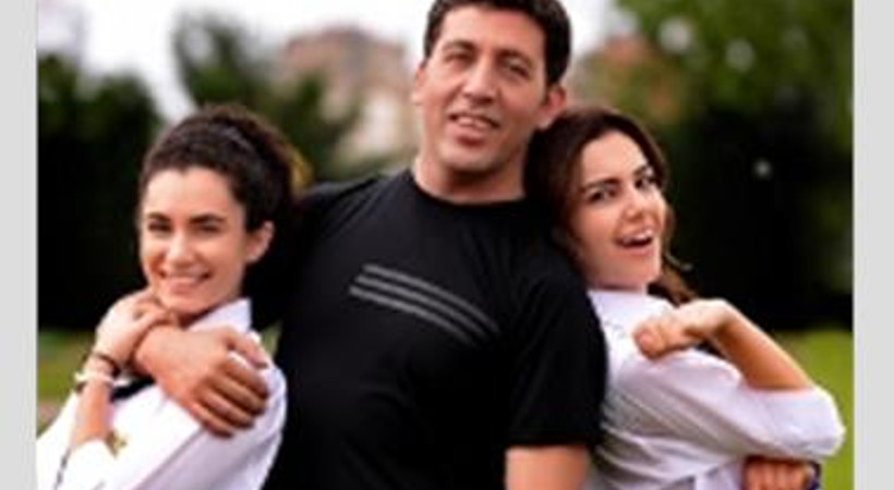 'Güneşi Beklerken'de sürpriz anlar! Kerem ve Zeynep arasında neler oluyor?