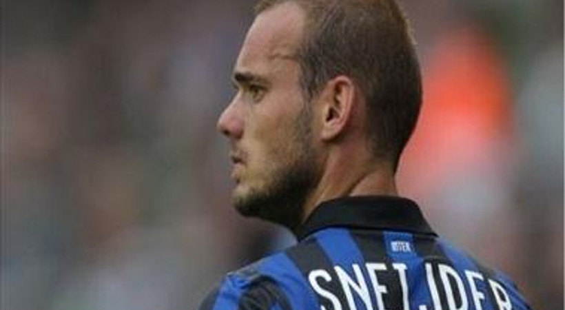 Sneijder Twitter'ı salladı!