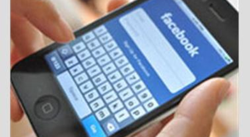 Uyanır uyanmaz Facebook'a giriyoruz