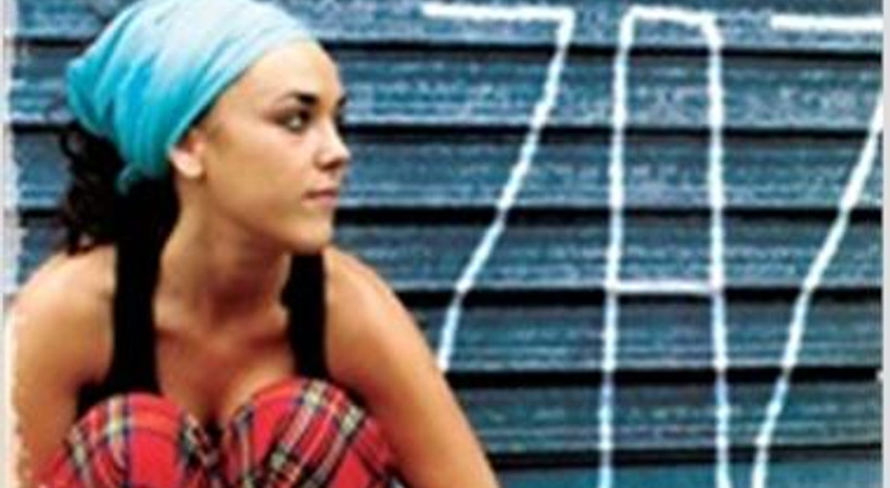 Zaz yeniden İstanbul'a geliyor!