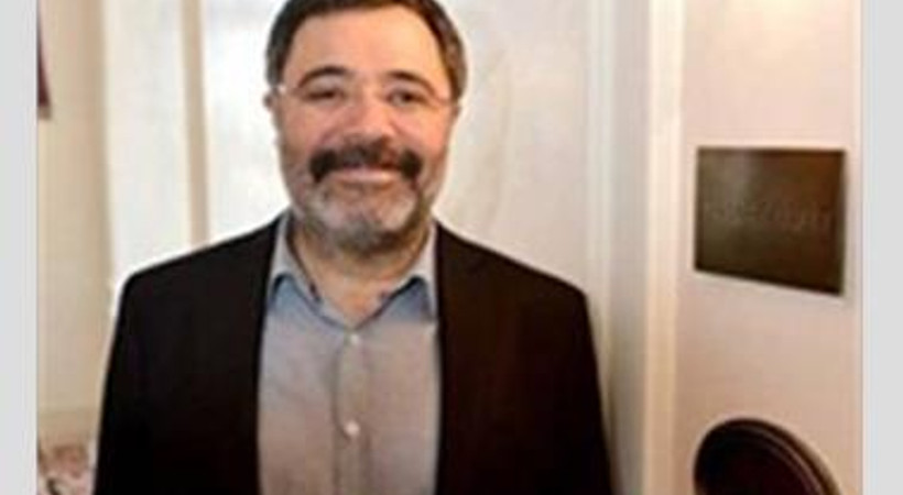 Ahmet Ümit Agatha Christie'ye komşu oldu