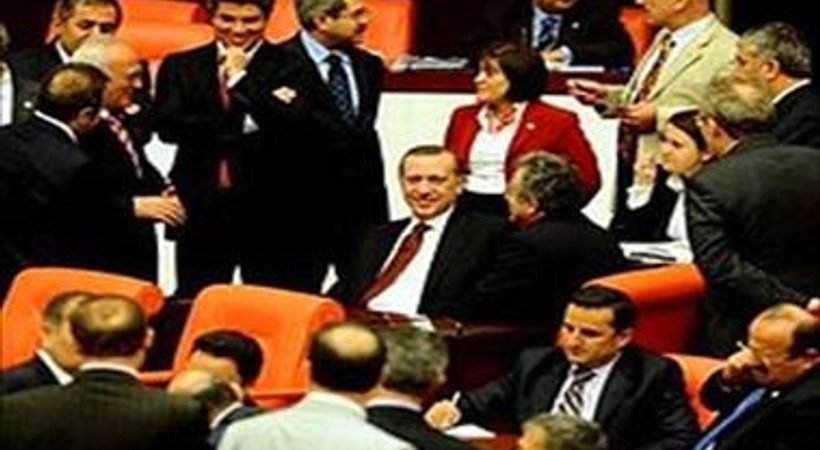 AKP'li vekiller sosyal medyada sessiz! En son attıkları tweetler...