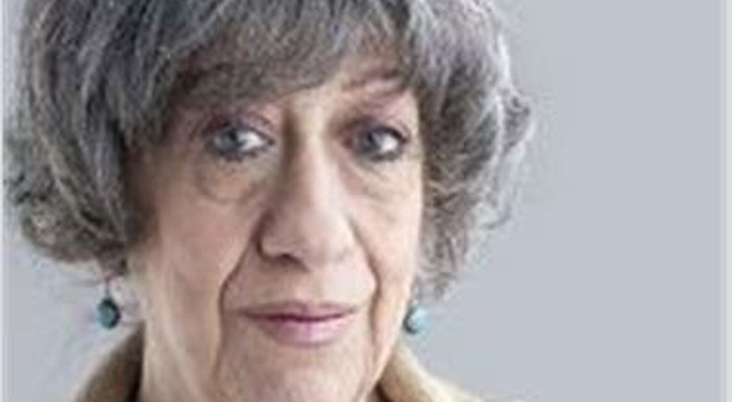 Ayşen Gruda'dan canlı yayında telif açıklaması!