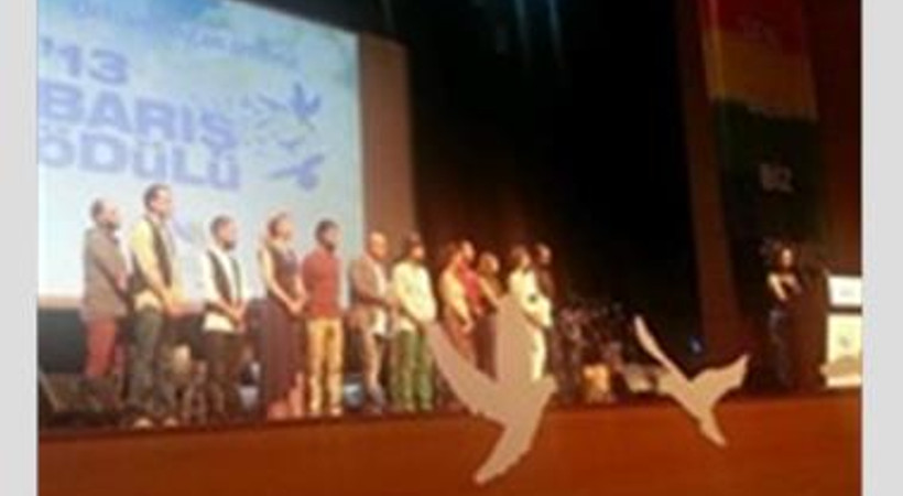 Barış Ödülü Kardeş Türküler'in