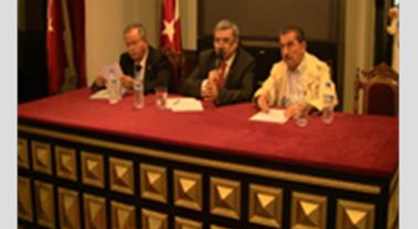 "Basın emekçileri hedef olmamalı"