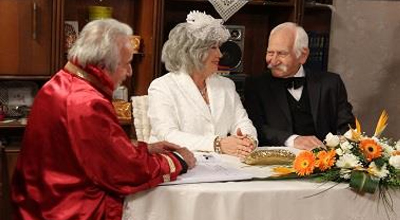 'Doksanlar'da nikah heyecanı!
