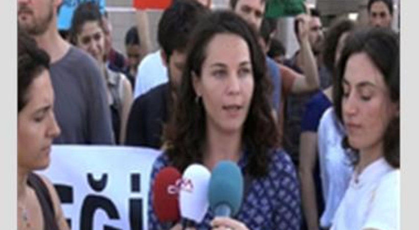 Emek Sineması davası sanatçıların eylemiyle başladı!