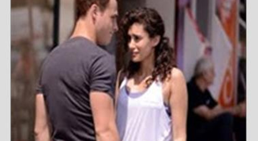 'Güneşi Beklerken'de Gözler, Zeynep'in üzerinde