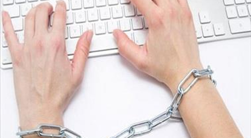 İnternet düzenlemesi kabul edildi