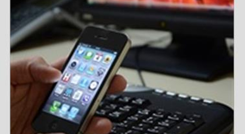 İnternet kullanımında cep telefonları bilgisayarı beşe katladı