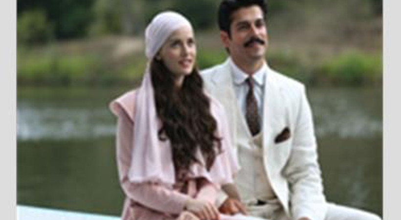 İşte, merakla beklenen 'Çalıkuşu' dizisinden ilk kareler!