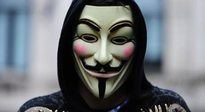 'Olmasaydı da olurduk' ilanıyla tepki çeken dergiye bir şok daha: Anonymous harekete geçti!