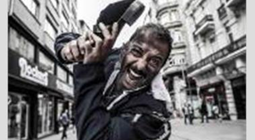 Tanınmış oyuncular evsiz kaldı!
