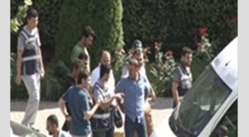 Uyuşturucu operasyonunda gözaltına alınan ünlü isimler adliyeye sevkedildi