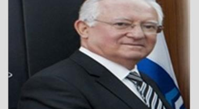 Zülfü Livaneli'nin suçladığı Belediye Başkanı'ndan açıklamalar: "Benim yanımda silahlı şoförün işi olmaz"