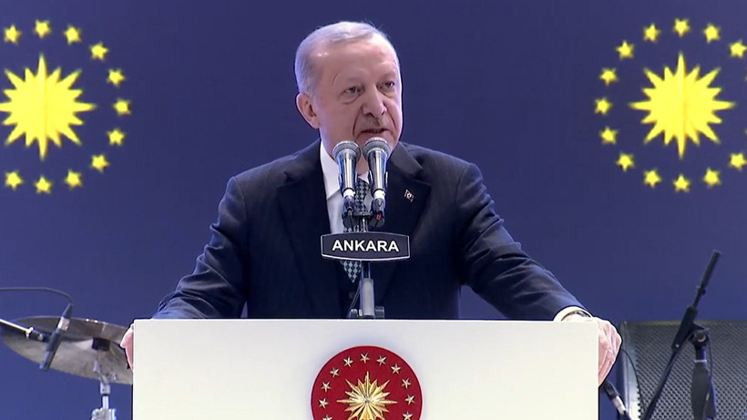 Cumhurbaşkanı Erdoğan'dan 19 Mayıs ve gençler mesajı: En büyük moral kaynağım gençlerimizin yüzünde gördüğüm umut, heyecan ve kararlılıktır