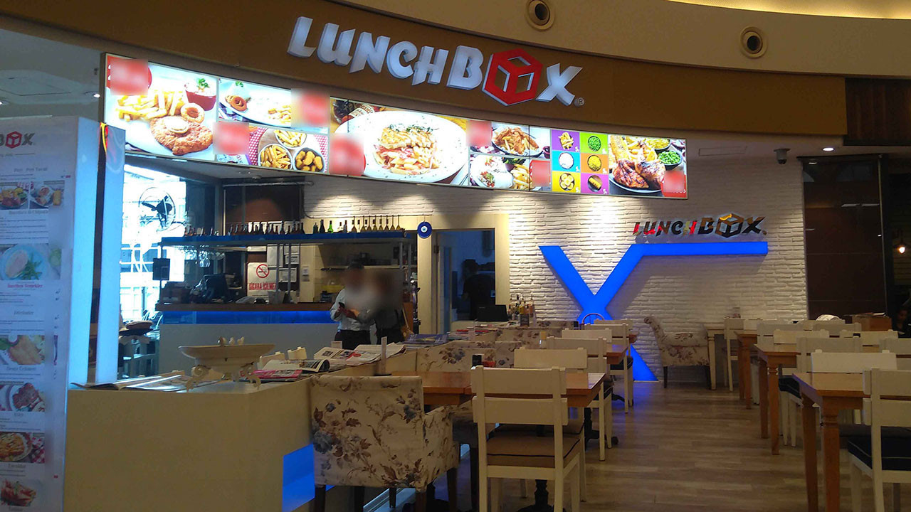 Lunch Box'un 11 şubesi bulunuyordu.
