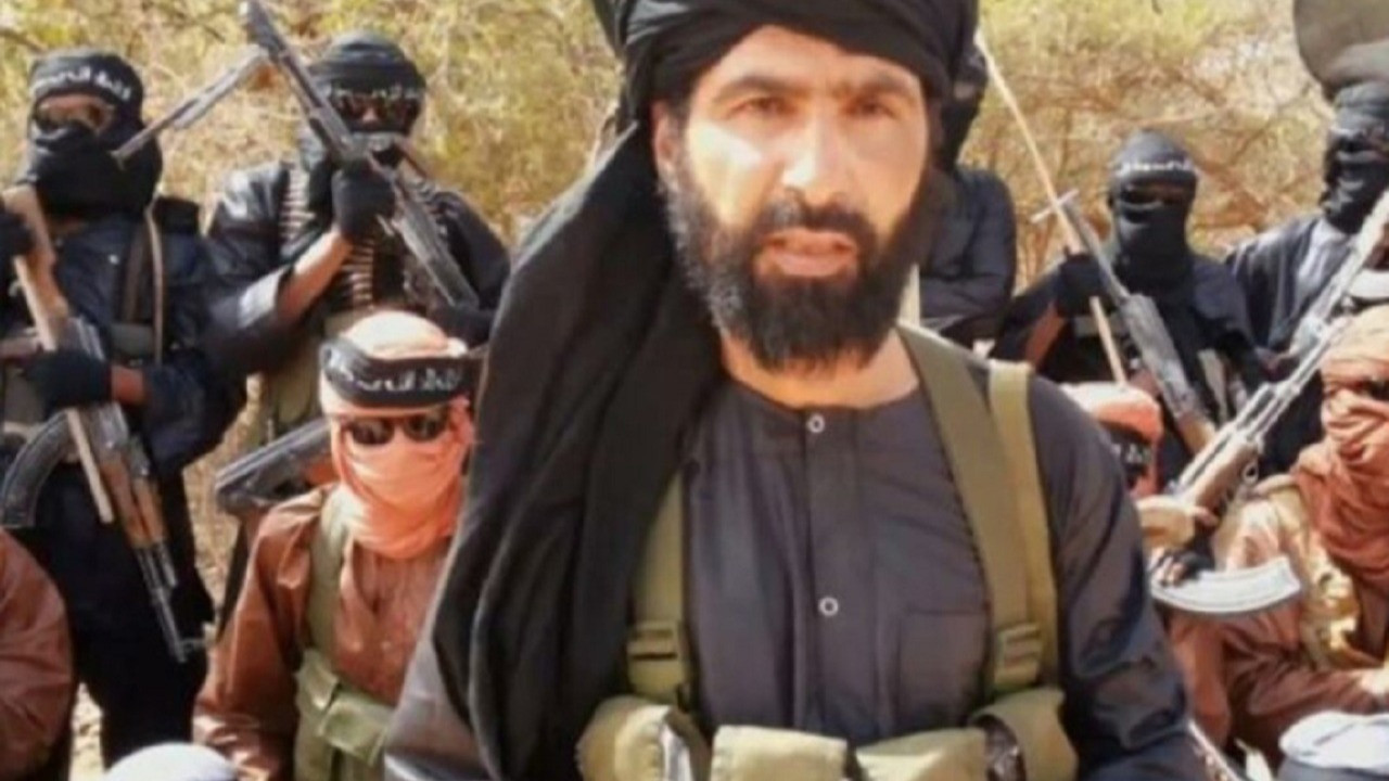 Fransız Lider Macron duyurdu! IŞİD'in Sahraaltı Afrika lideri Sahraoui öldürüldü