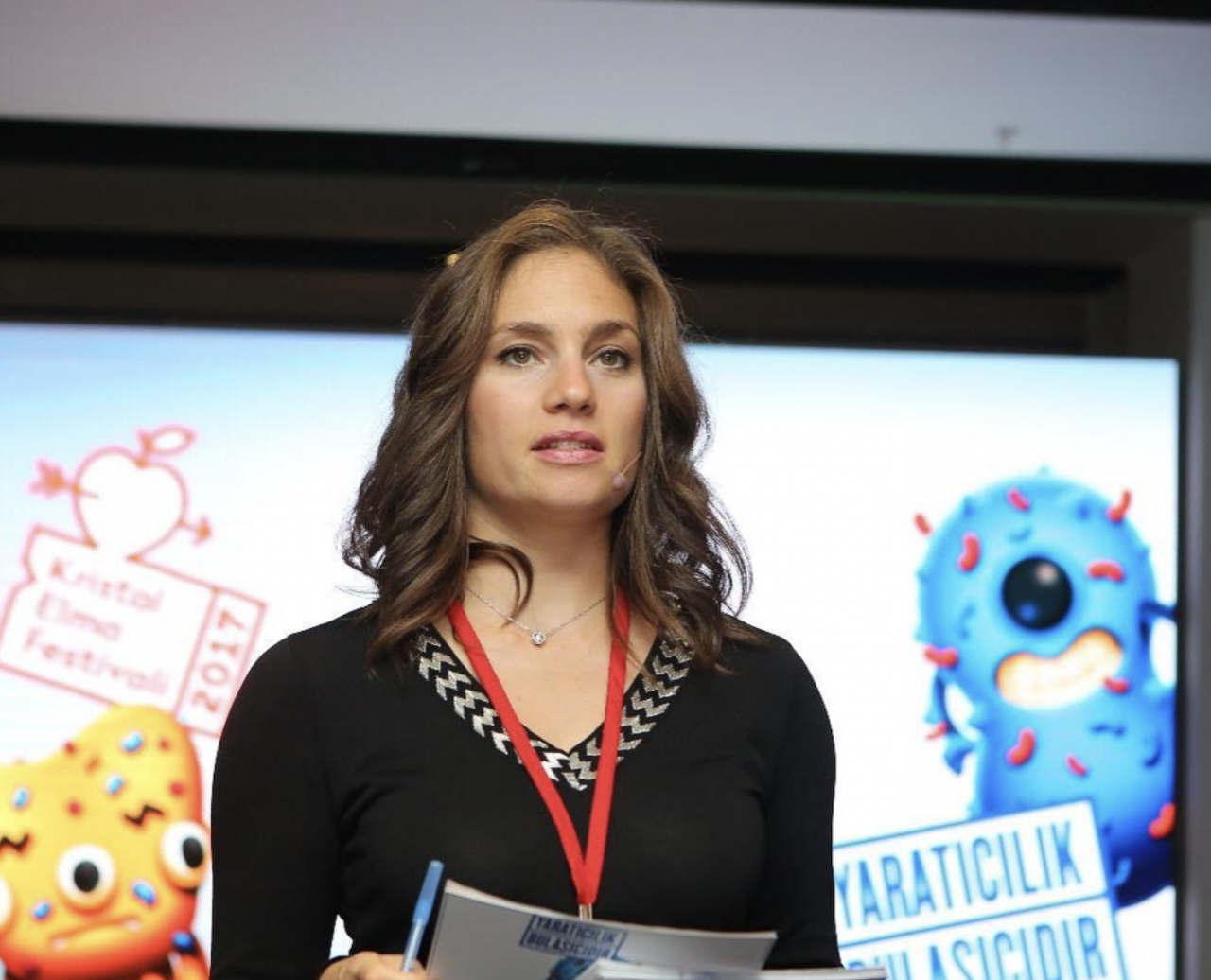 docentlik belgesi sahte cikan zehra zulal lacin kimdir zehra zulal lacin hangi universitede gorev aliyordu docentlik belgesi sahte cikan zehra zulal lacin kimdir zehra zulal lacin hangi universitede gorev aliyordu