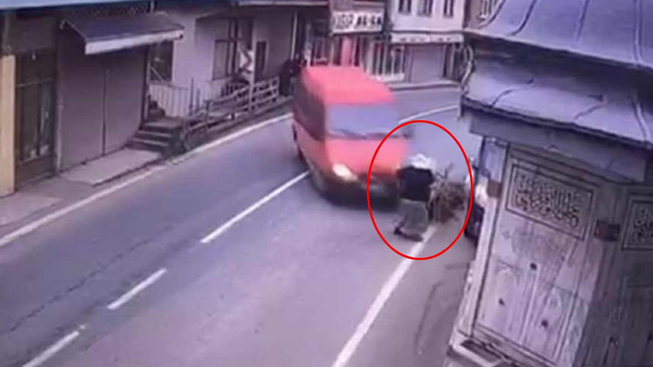 Rize'de korkunç kaza! Yük taşıyan kadın minibüs ile şadırvanın arasında böyle ezildi