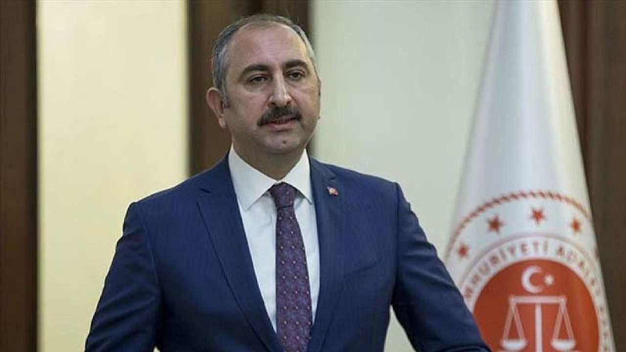 Adalet Bakanı Abdulhamit Gül, Bolu Belediyesi'ne tepki gösterdi: Kamu hizmetinden yararlanmada herkes eşittir