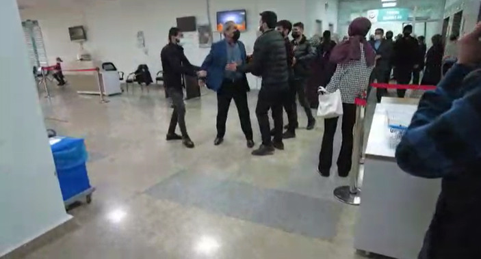 Hastanede skandal: Cenazeler karıştırıldı - Resim : 2