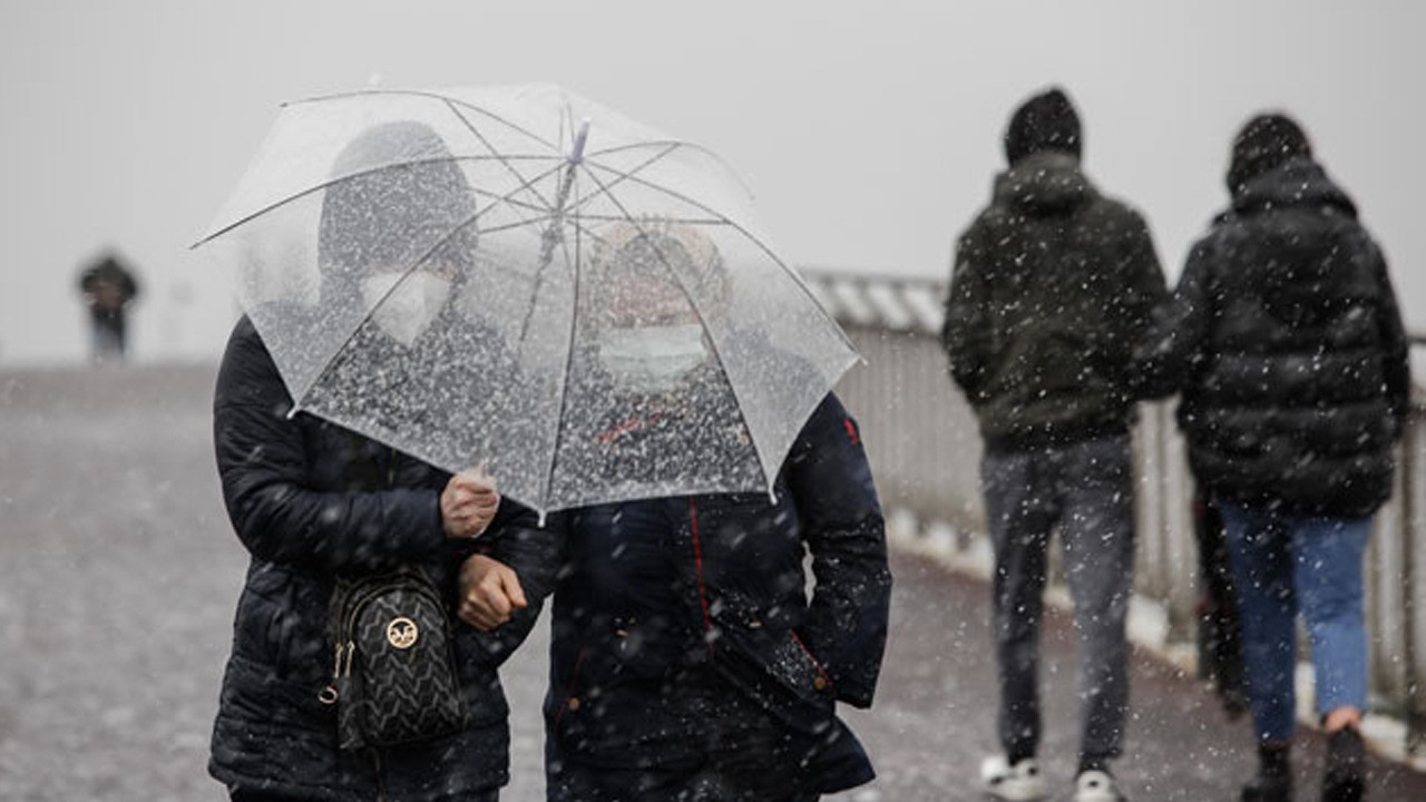 İstanbul'a ve Ankara'ya kar uyarısı... Perşembe gününe dikkat