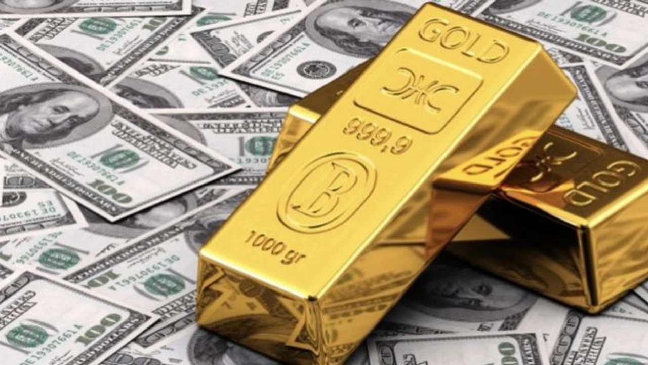 Altın için alım fırsat mı? Altın alımı için rakam verdi, altının ne kadar yükseleceğini açıkladı. Ekonomist Murat Özsoy'dan altın yatırımı yapan vatandaşlara tavsiye geldi. Ons altında yükseliş ne zaman başlayacak?