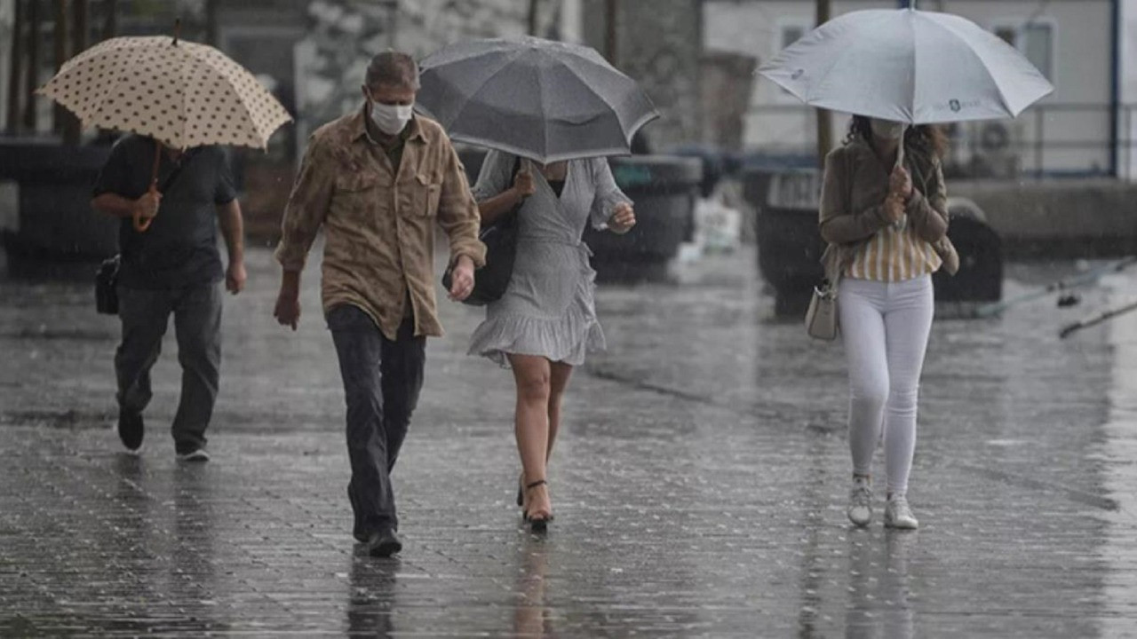 Hafta sonu planı olanlar dikkat! İstanbul dahil birçok ile 'sağanak yağış' uyarısı
