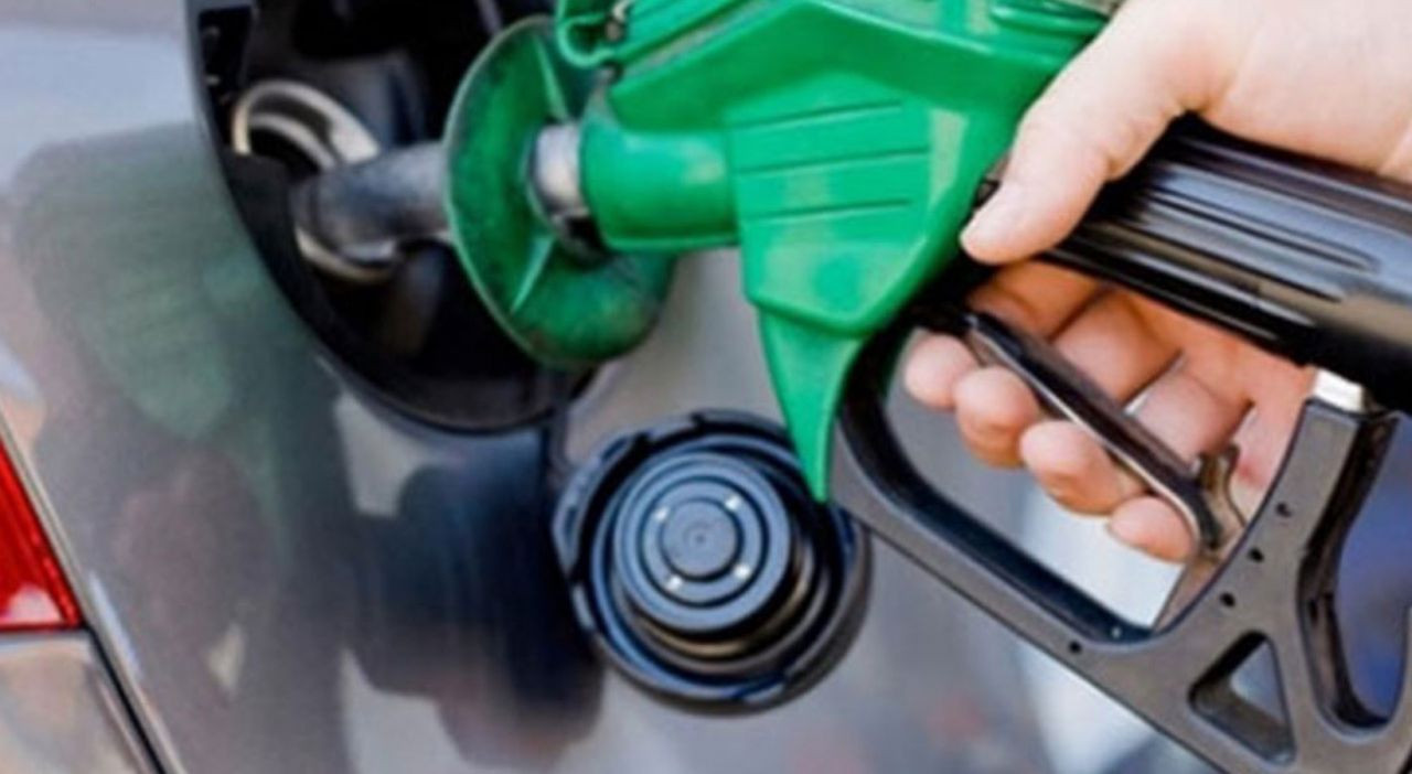 Araç sahiplerine büyük şok! Benzin ve LPG’ye bir zam daha geliyor! Zamların ardından benzin ve LPG ne kadar olacak? Peki şu an, benzin, motorin ve LPG fiyatları ne kadar? İşte 14 Mayıs 2022 akaryakıt fiyatları... - Resim: 1