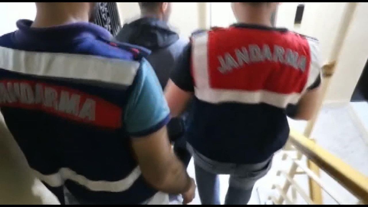 İzmir merkezli 16 ilde FETÖ operasyonu: 47 gözaltı kararı