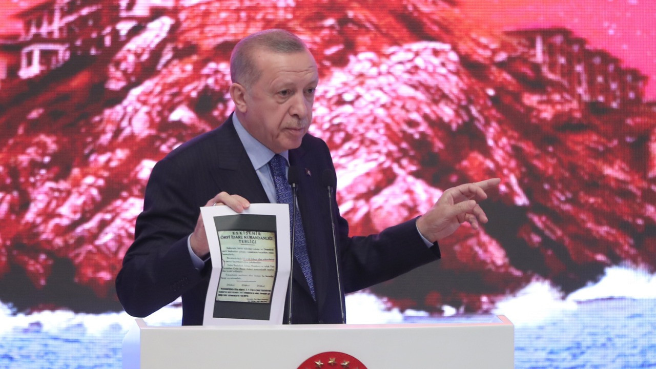 Cumhurbaşkanı Erdoğan'dan Kılıçdaroğlu'nun vakıf iddiasına 'tarihi belge' ile yanıt