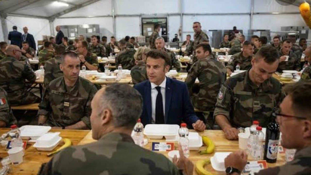 Macron'un katıldığı yemeğin sırrını Ertuğrul Özkök açıkladı: Köktence'den gelen lahana sarması ve papanaşi istihbaratı